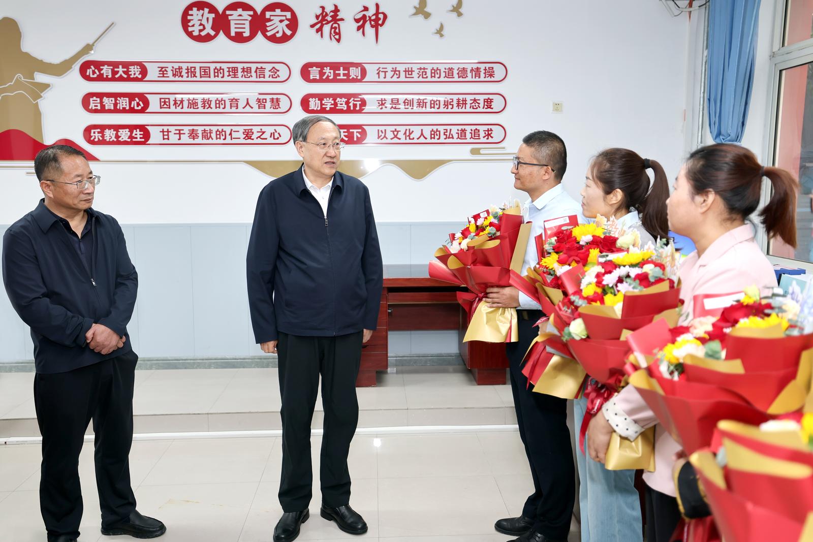劲爆体育