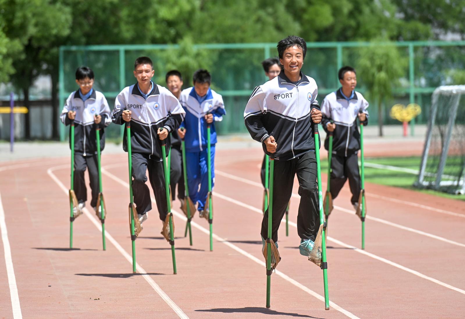 劲爆体育